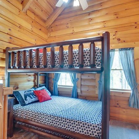 Lovely Gatlinburg Cabin With Private Hot Tub! Buitenkant foto