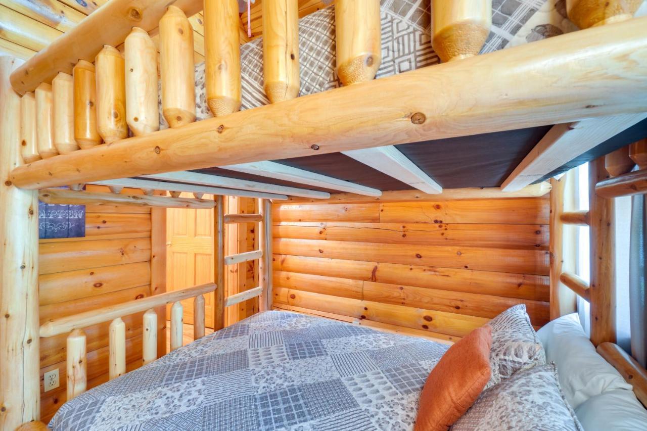 Lovely Gatlinburg Cabin With Private Hot Tub! Buitenkant foto