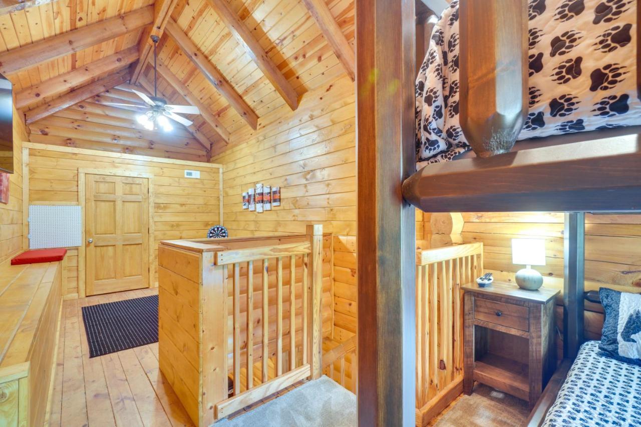 Lovely Gatlinburg Cabin With Private Hot Tub! Buitenkant foto