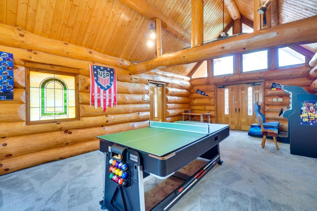 Lovely Gatlinburg Cabin With Private Hot Tub! Buitenkant foto