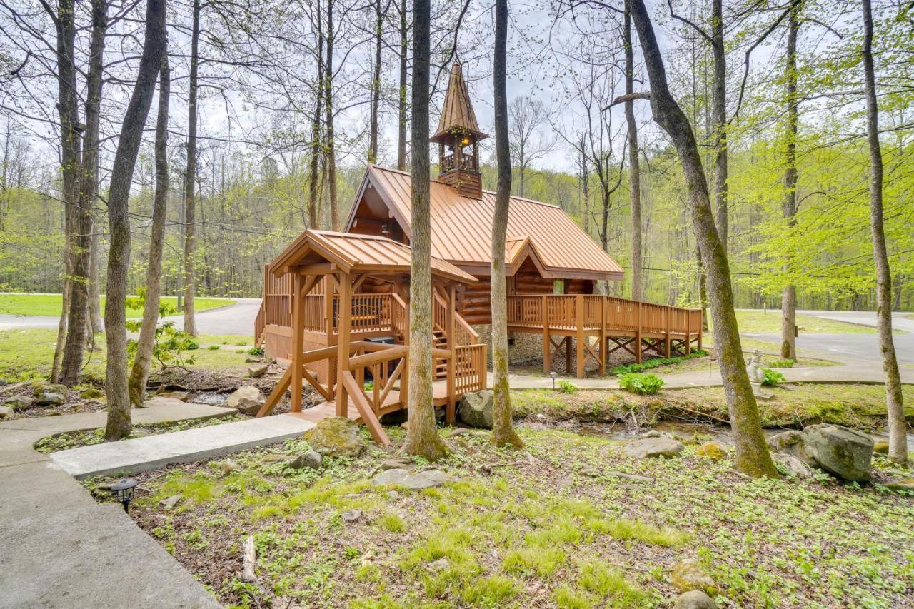 Lovely Gatlinburg Cabin With Private Hot Tub! Buitenkant foto