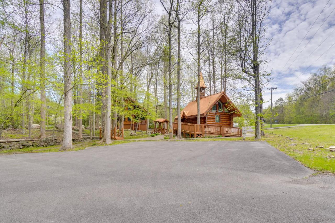 Lovely Gatlinburg Cabin With Private Hot Tub! Buitenkant foto
